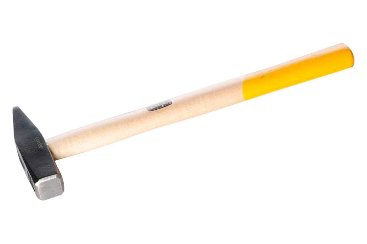 Молоток Сила - 500 г ручка ясень