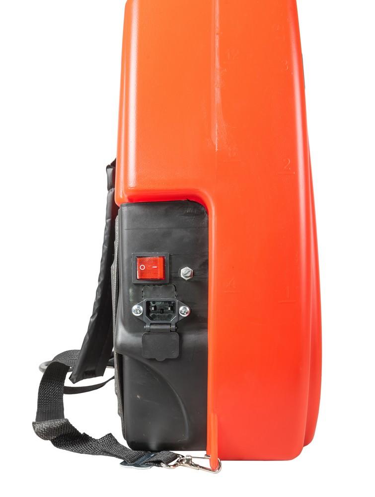 Опрыскиватель аккумуляторный Mastertool - 16 л с тележкой