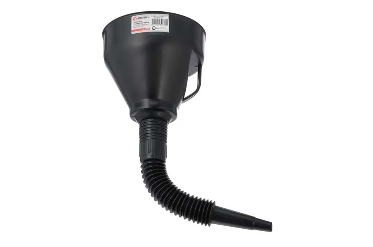 Воронка для технических жидкостей Intertool - 390 мм с гибким шлангом