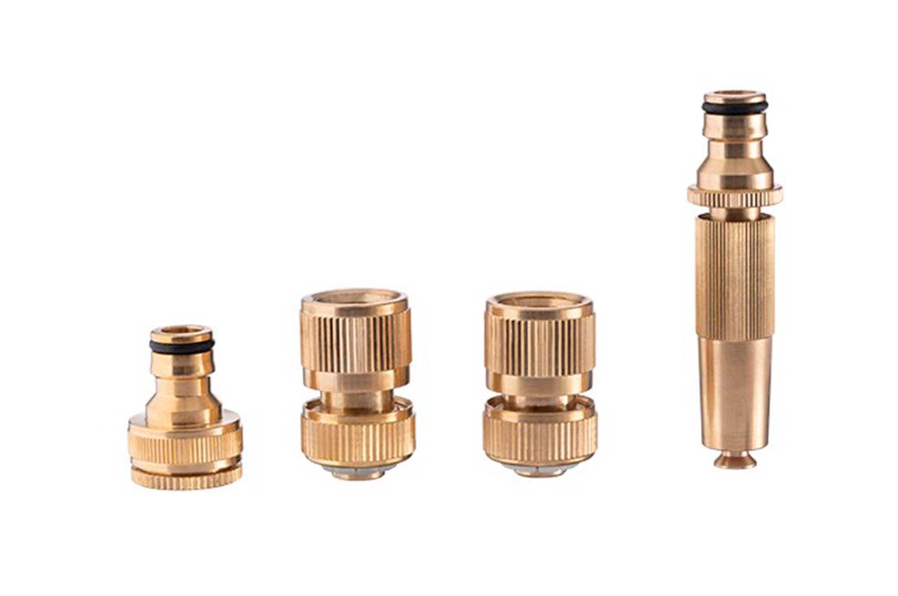 Набор латунный для полива Intertool-Storm - 1 насадка 1/2" × 1 адаптер 1/2 и 3/4" × 2 коннектора 1/2