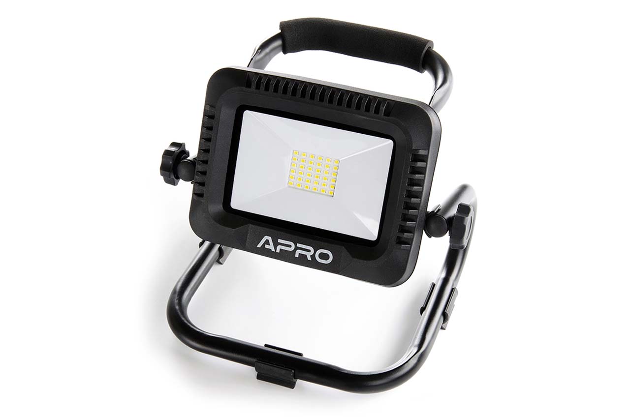 Фонарь аккумуляторный Apro - 20В x 2000Лм без Li-Ion