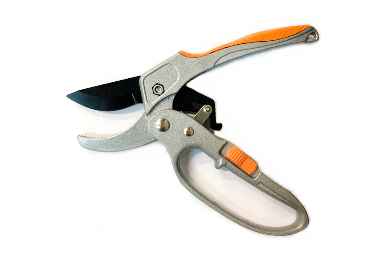 Секатор садовый LT - 200 x 20мм с храповым механизмом