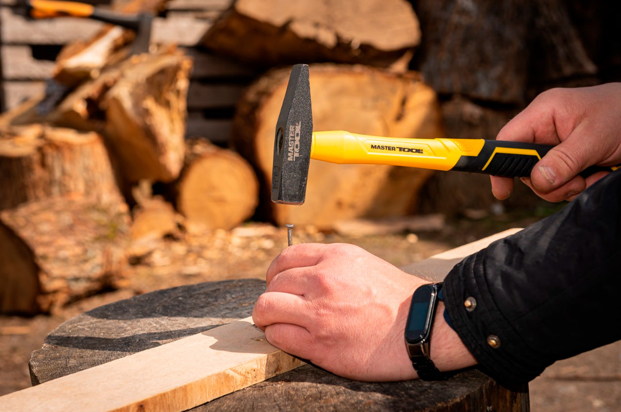 Молоток слесарный Mastertool - 300г фибергласс