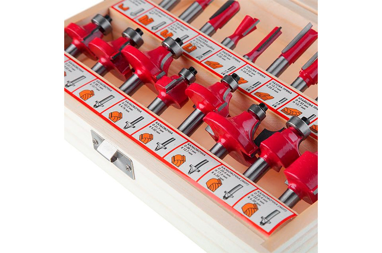 Набор фрез концевых по дереву Intertool - 18 шт.