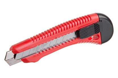 Нож Intertool - 18 мм усиленный