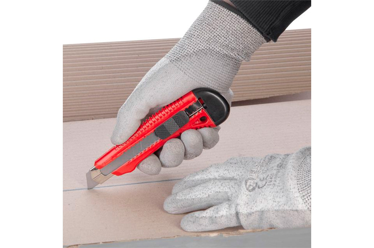 Нож Intertool - 18 мм усиленный