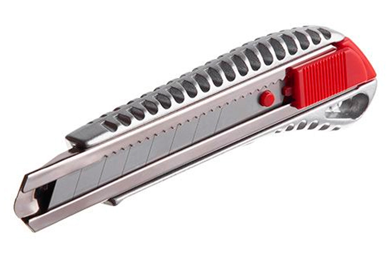 Нож Intertool - 18 мм противоскользящий