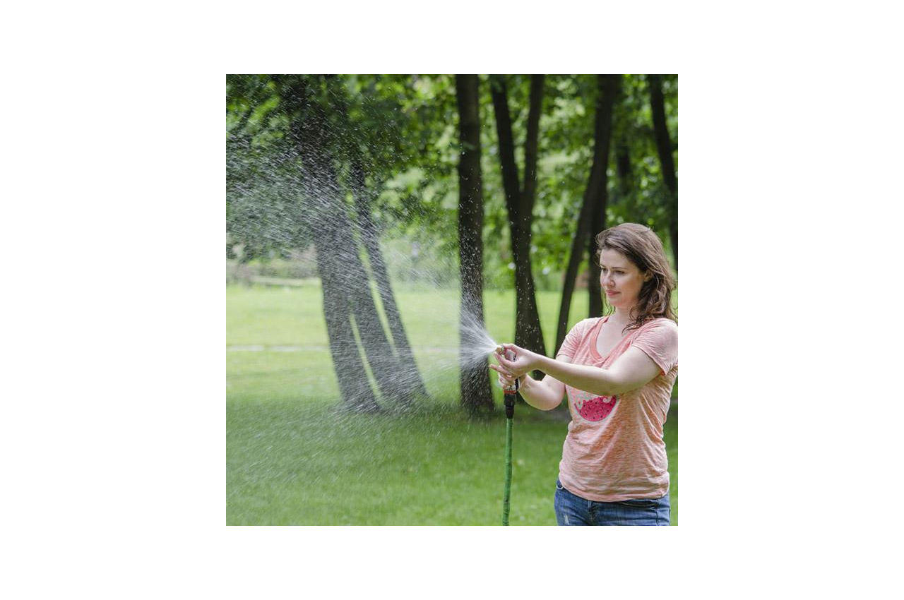 Пистолет поливочный Intertool - плавная регулировка воды 3 функции GE-0012