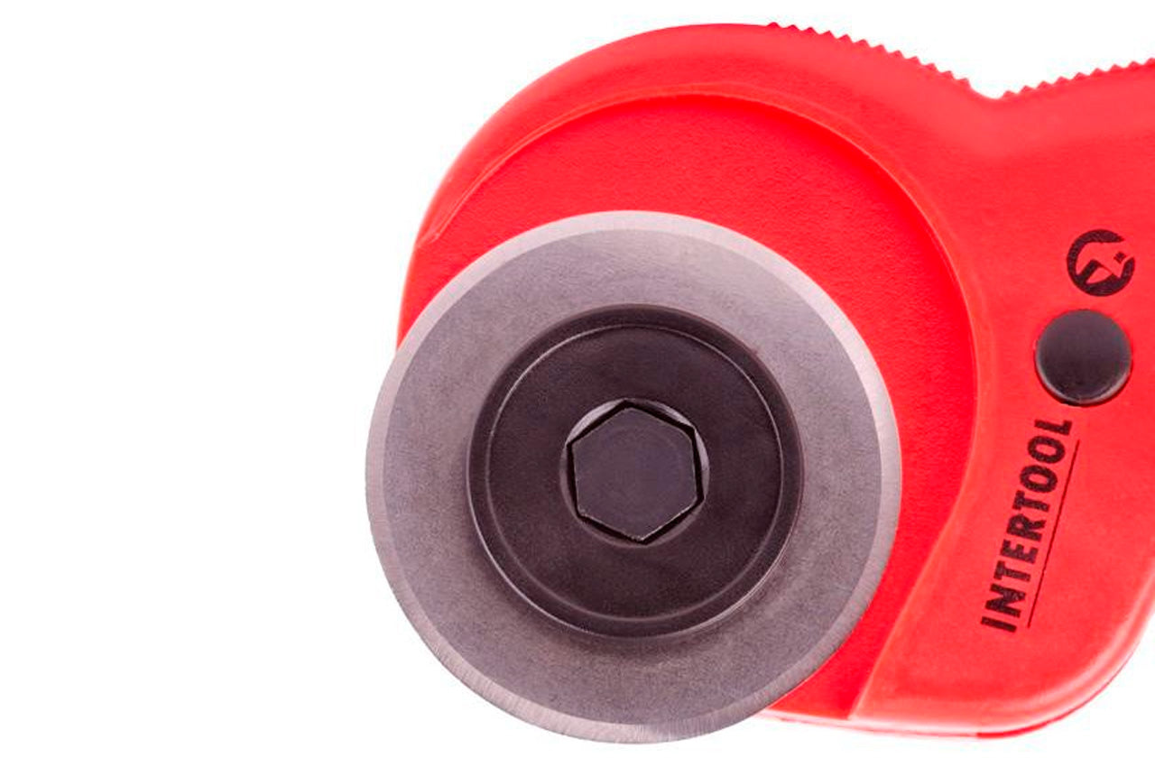Нож Intertool - 28 мм роликовый