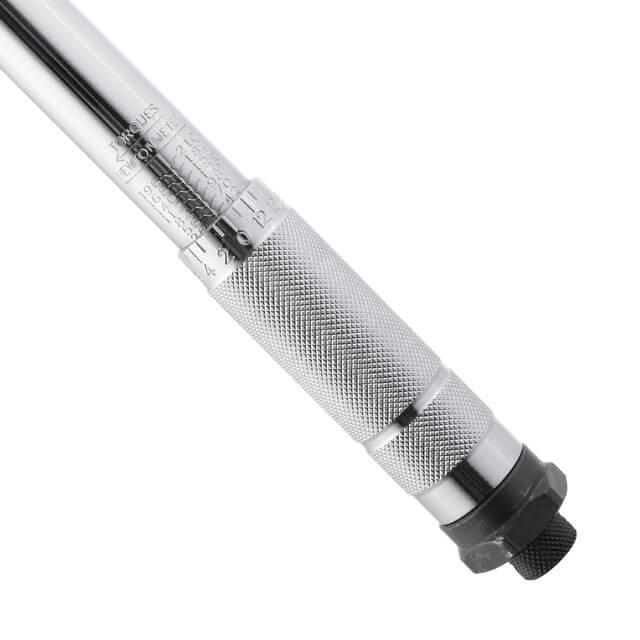 Ключ динамометрический Intertool - 1/2" x 28-210 Н/м, с переходником 3/8"