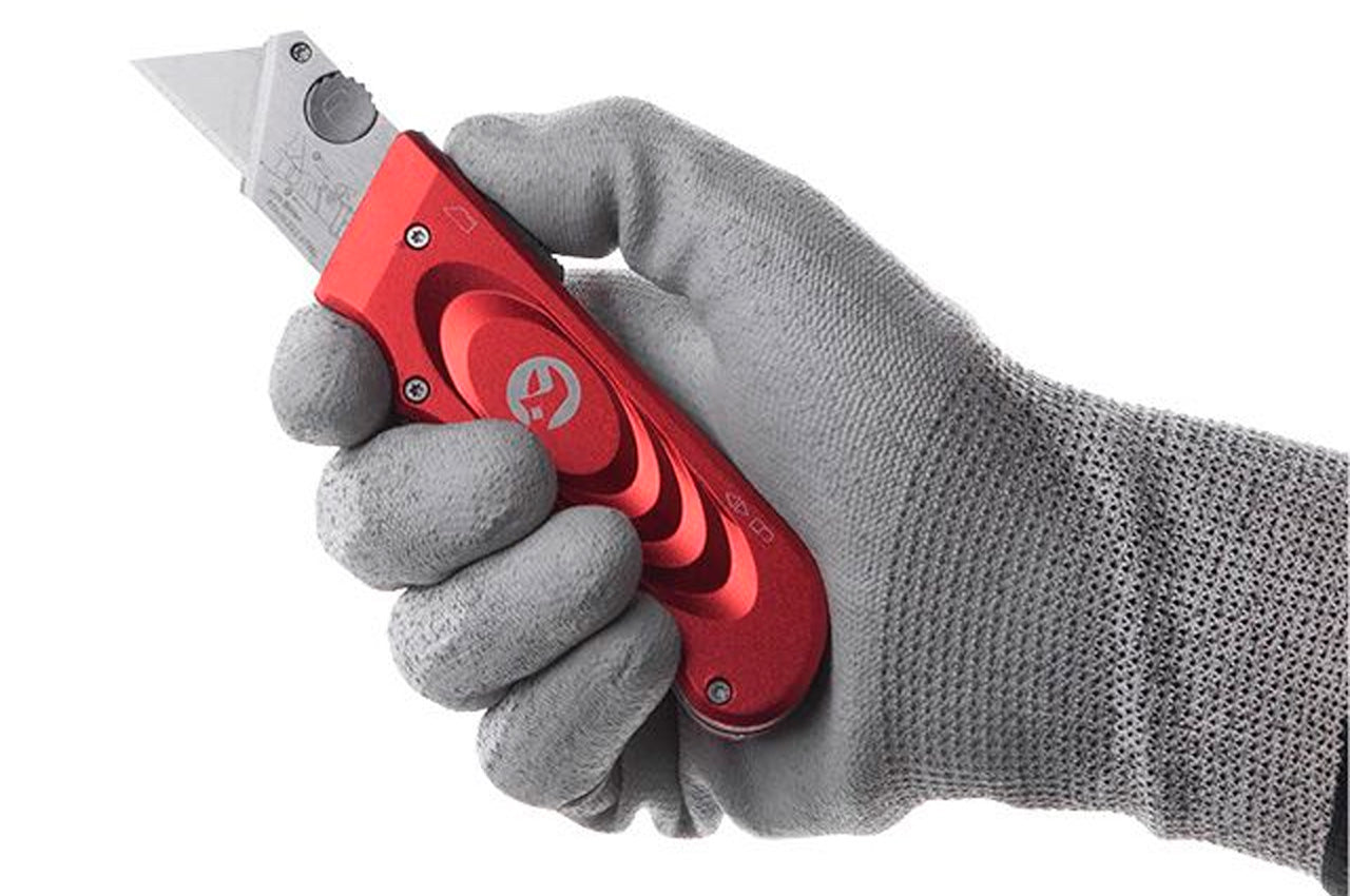 Нож Intertool - трапециевидный, металлический + 5 лезвий