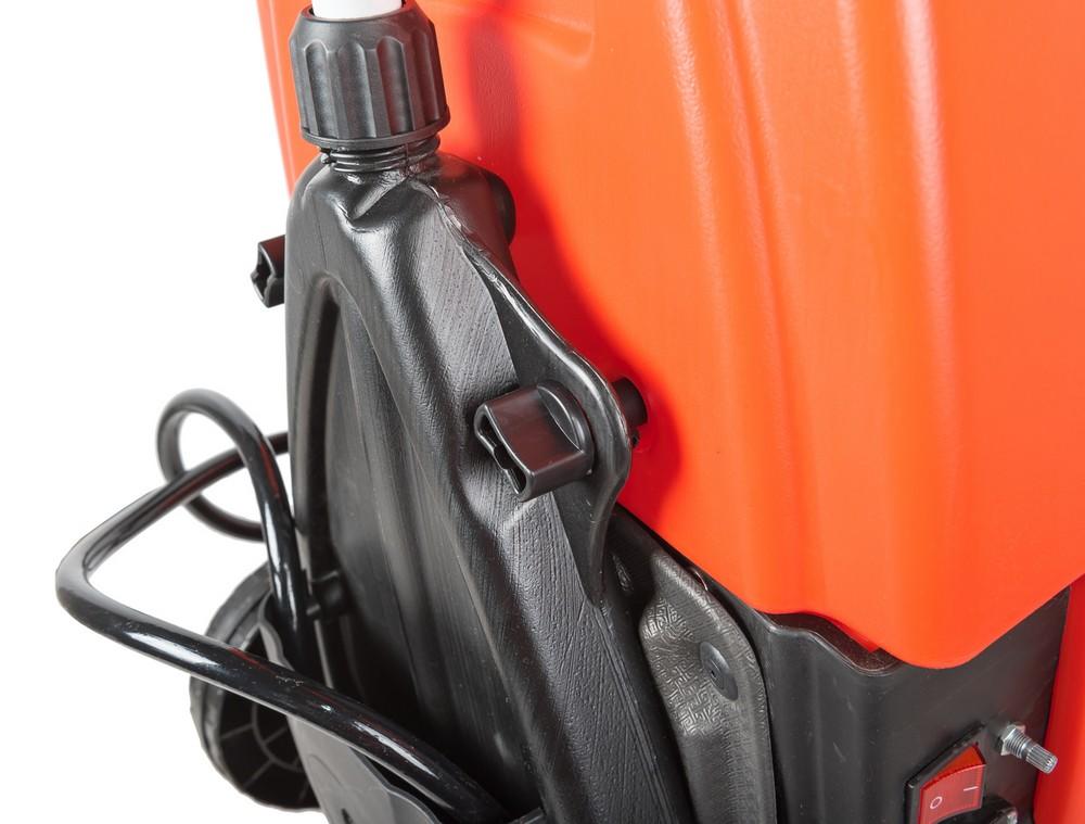 Опрыскиватель аккумуляторный Mastertool - 16 л с тележкой