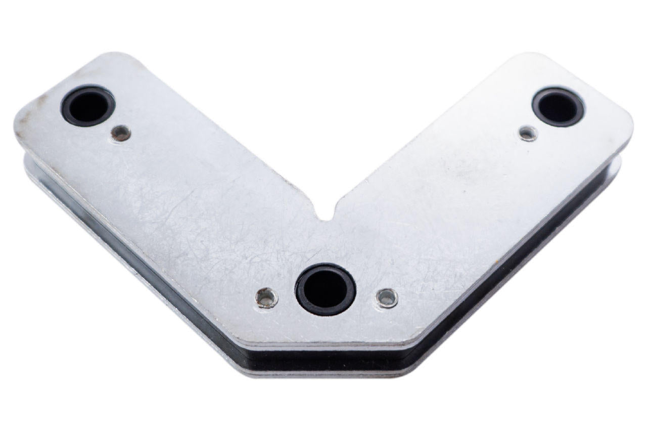 Держатель магнитный для сварки Mastertool - 9 кг угловой