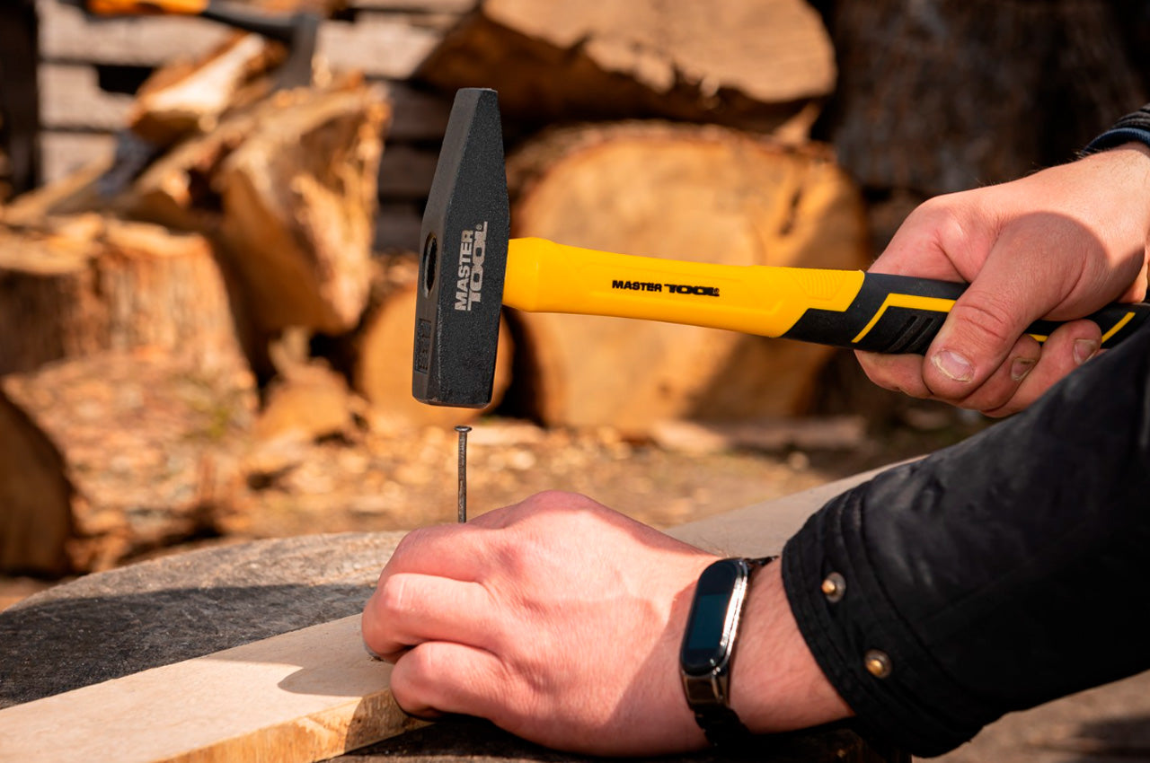 Молоток слесарный Mastertool - 500г фибергласс