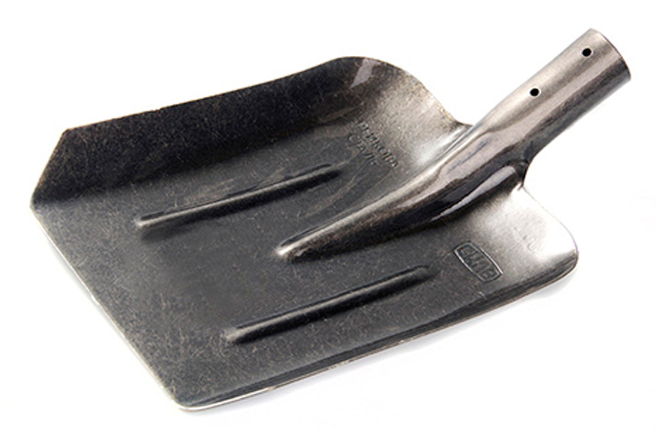 Лопата совковая Сила - 235 x 285мм x 800г лаковая