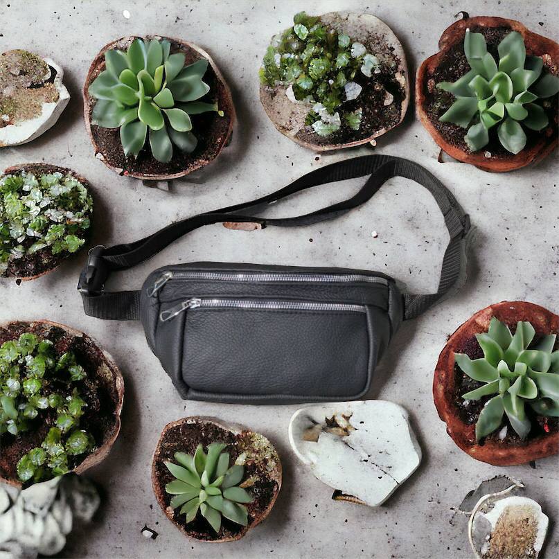 Бананка из натуральной кожи, сумка мужская-женская барсетка черная c серебряным замком