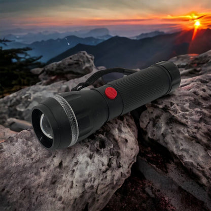 Ручний ліхтарик на батарейках (3хААА) з функцією зуму, кишеньковий міні ліхтар лід ліхтар переносний гарний