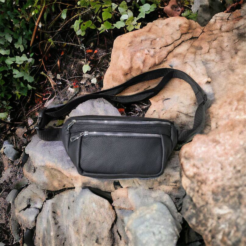 Бананка из натуральной кожи, сумка мужская-женская барсетка черная c серебряным замком