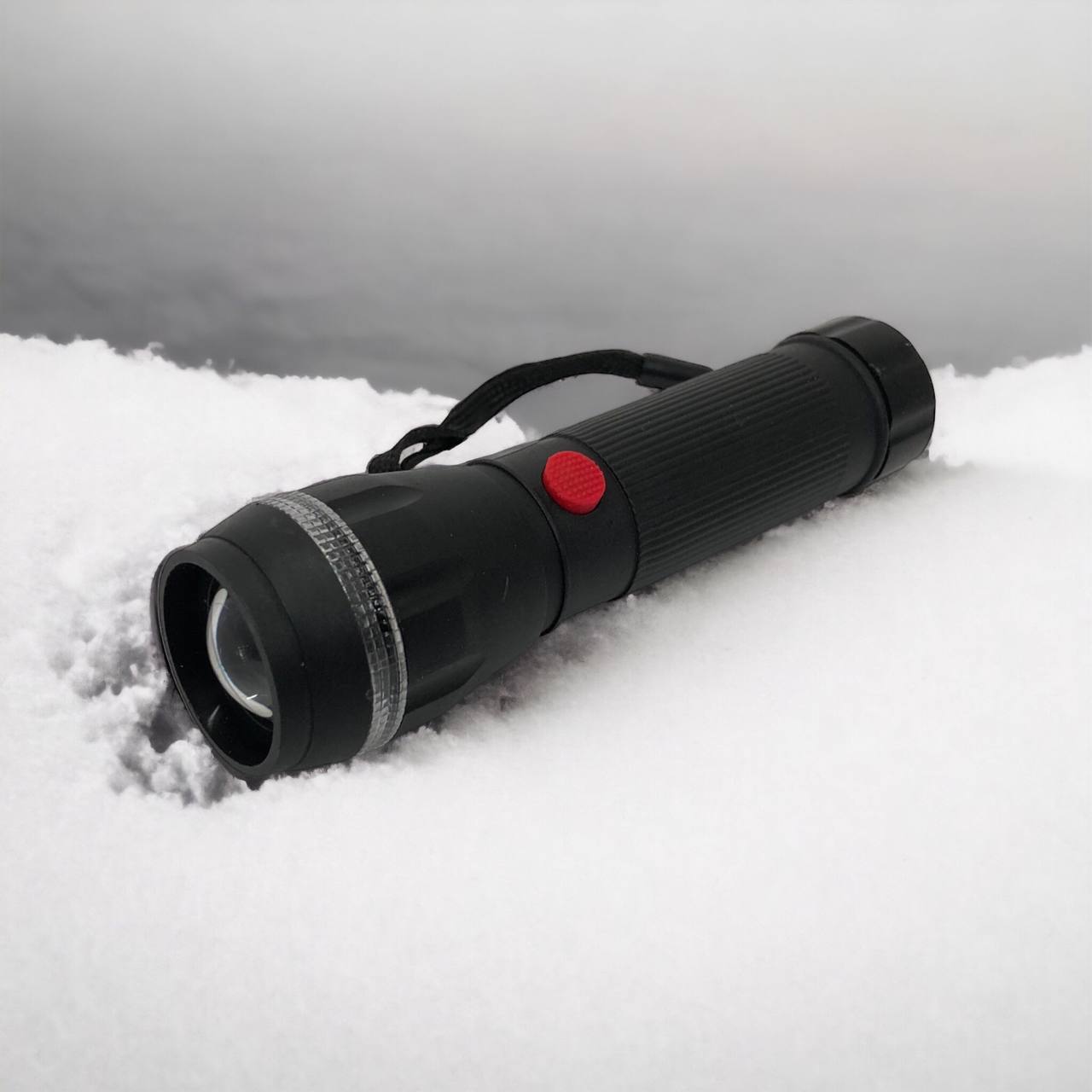 Ручний ліхтарик на батарейках (3хААА) з функцією зуму, кишеньковий міні ліхтар лід ліхтар переносний гарний