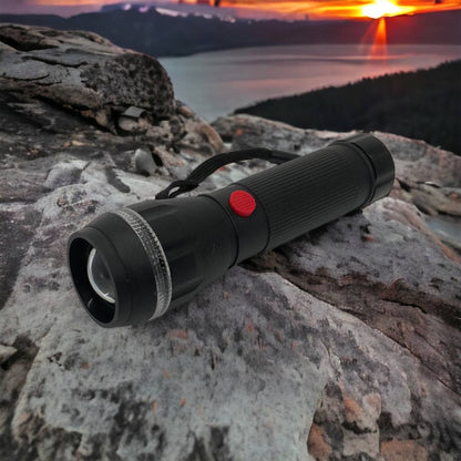 Ручний ліхтарик на батарейках (3хААА) з функцією зуму, кишеньковий міні ліхтар лід ліхтар переносний гарний