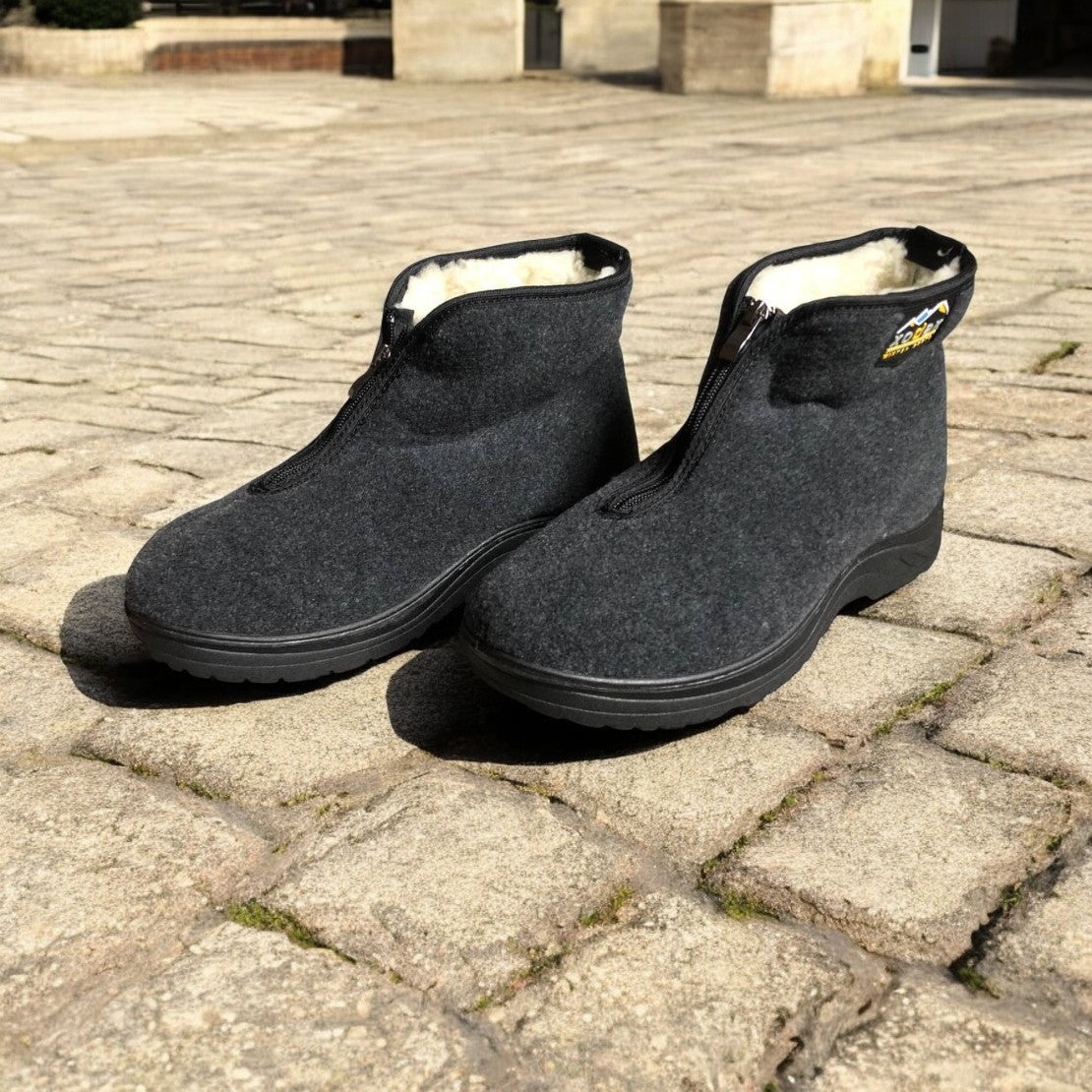 Черевики чоловічі утеплені на застібці 41 розмір, повстяні бурки, домашні чоловічі валянки. Колір: сірий