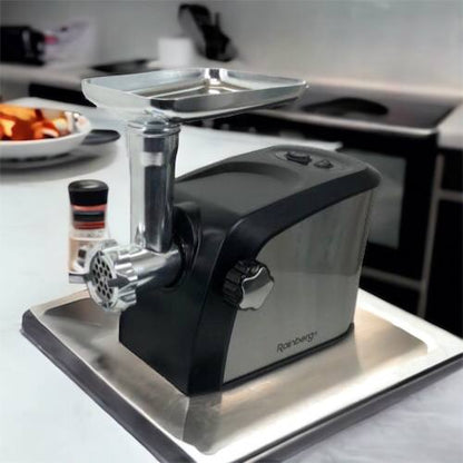 Электрическая мясорубка Rainberg RB-673 с соковыжималкой и шинковкой 9 насадок 3000W с реверсом