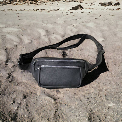 Бананка из натуральной кожи, сумка мужская-женская барсетка черная c серебряным замком