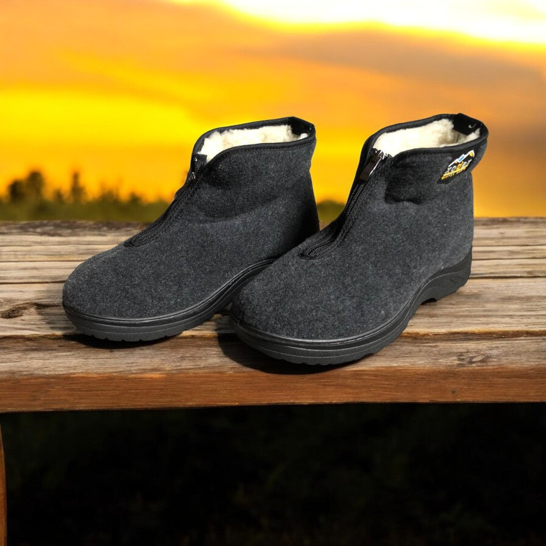 Черевики чоловічі утеплені на застібці 41 розмір, повстяні бурки, домашні чоловічі валянки. Колір: сірий
