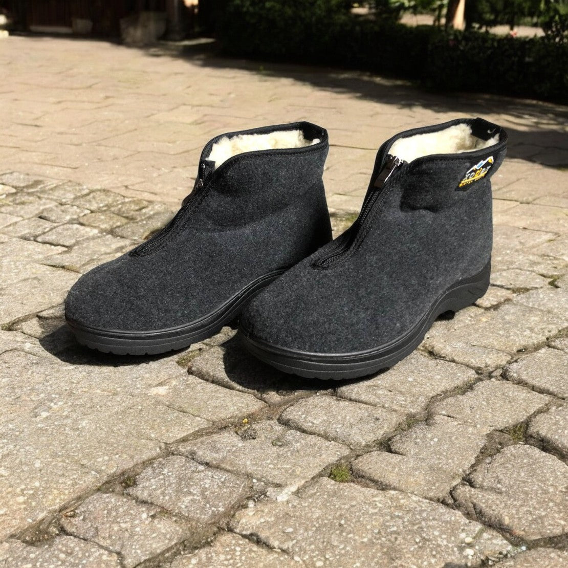 Черевики чоловічі утеплені на застібці 41 розмір, повстяні бурки, домашні чоловічі валянки. Колір: сірий