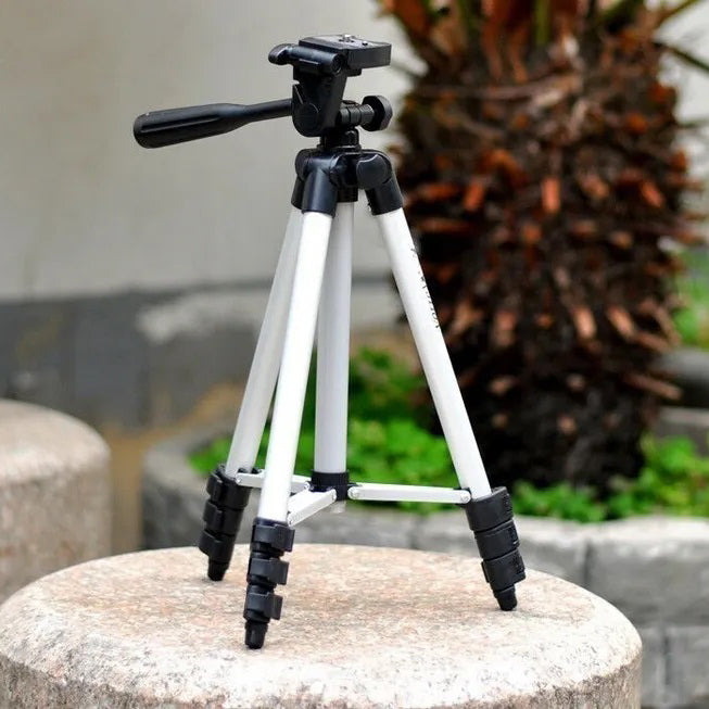 Штатив для телефона и фотоаппарата Tripod 3110 PRO портативный трипод 0,35-1.02м высота. Цвет: серебряный