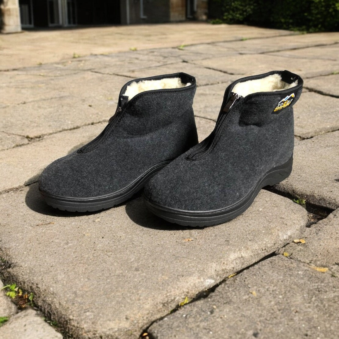 Черевики чоловічі утеплені на застібці 41 розмір, повстяні бурки, домашні чоловічі валянки. Колір: сірий