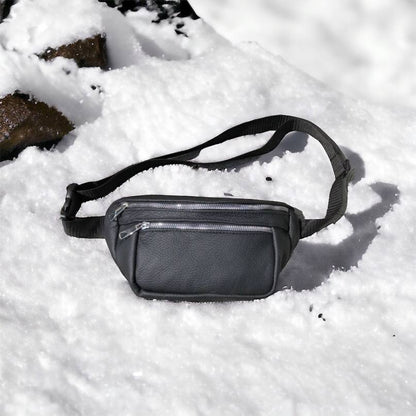 Бананка из натуральной кожи, сумка мужская-женская барсетка черная c серебряным замком