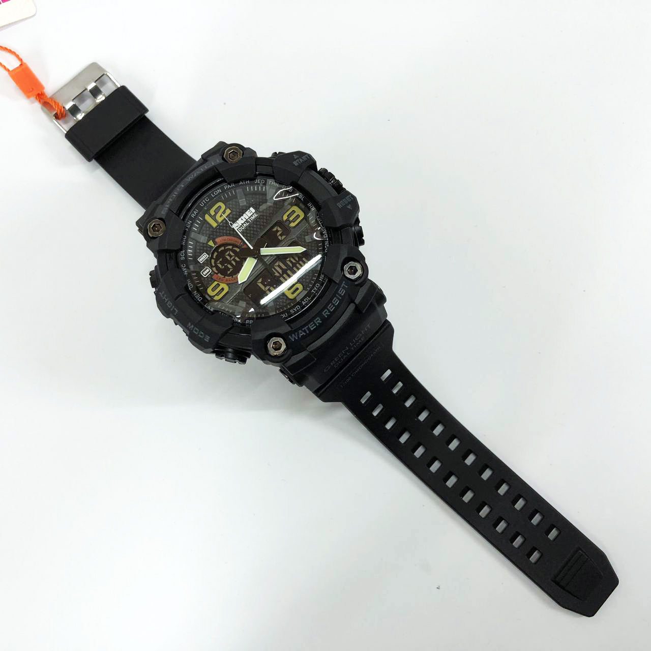 Часы наручные мужские SKMEI 1520BK BLACK, армейские часы противоударные. Цвет: черный