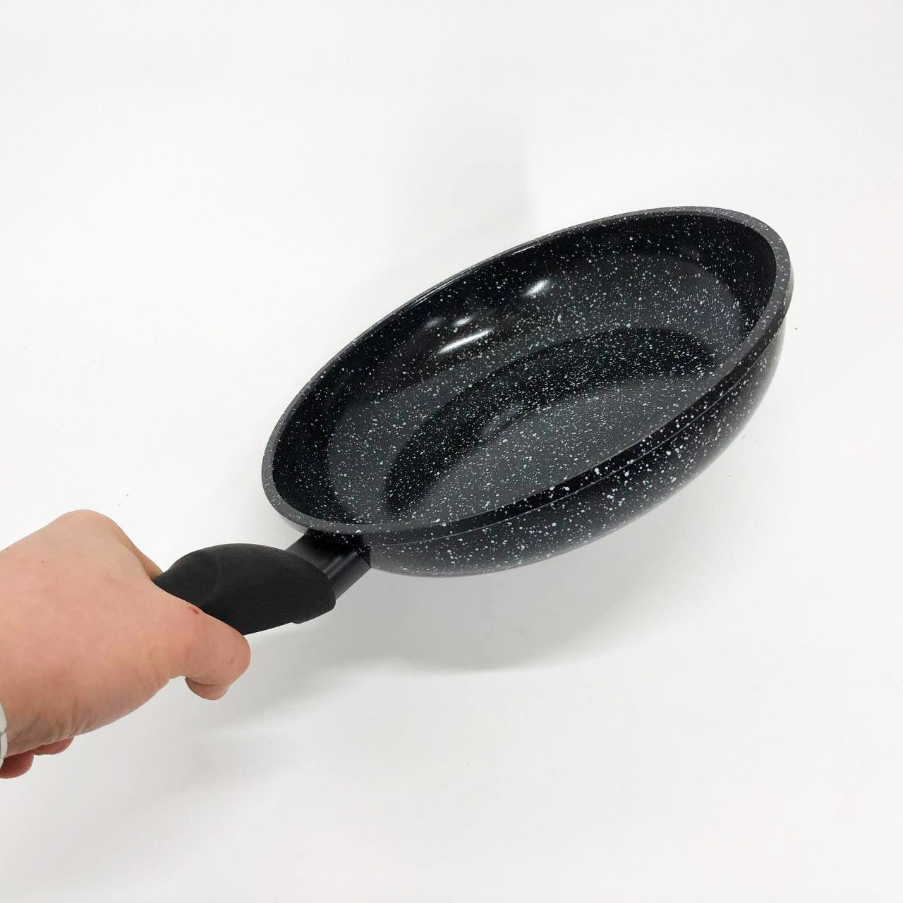 Сковорода UNIQUE UN-5135 24 см. Устойчивая к царапинам и сколам сковорода, с антипригарным покрытием