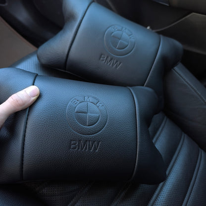 Премиальный набор автоподушек BMW из натуральной кожи – подушки + брелок.