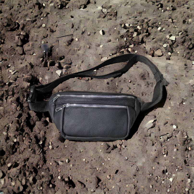 Бананка из натуральной кожи, сумка мужская-женская барсетка черная c серебряным замком