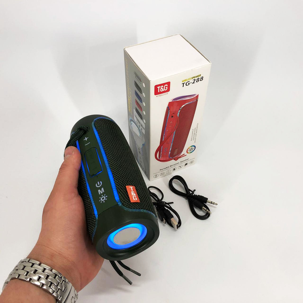 Портативная Bluetooth колонка с LED подсветкой TG288, аккумуляторная колонка для музыки. Цвет: зеленый