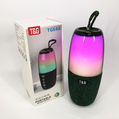 Портативная колонка TG644 5W с RGB подсветкой и ремешком, Беспроводная колонка мощная. Цвет: зеленый