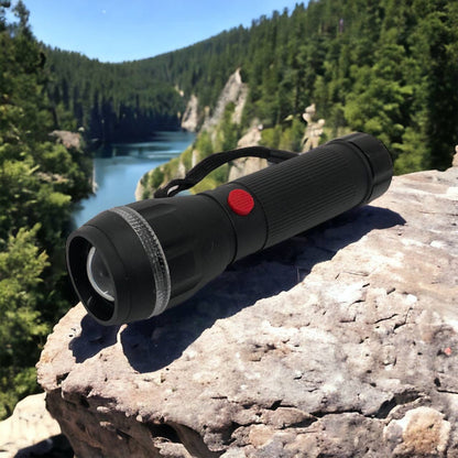 Ручний ліхтарик на батарейках (3хААА) з функцією зуму, кишеньковий міні ліхтар лід ліхтар переносний гарний