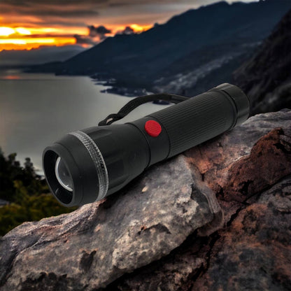 Ручний ліхтарик на батарейках (3хААА) з функцією зуму, кишеньковий міні ліхтар лід ліхтар переносний гарний