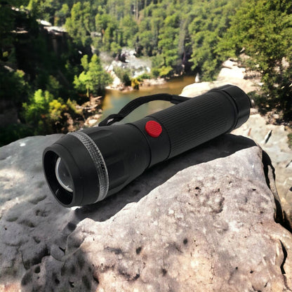 Ручний ліхтарик на батарейках (3хААА) з функцією зуму, кишеньковий міні ліхтар лід ліхтар переносний гарний