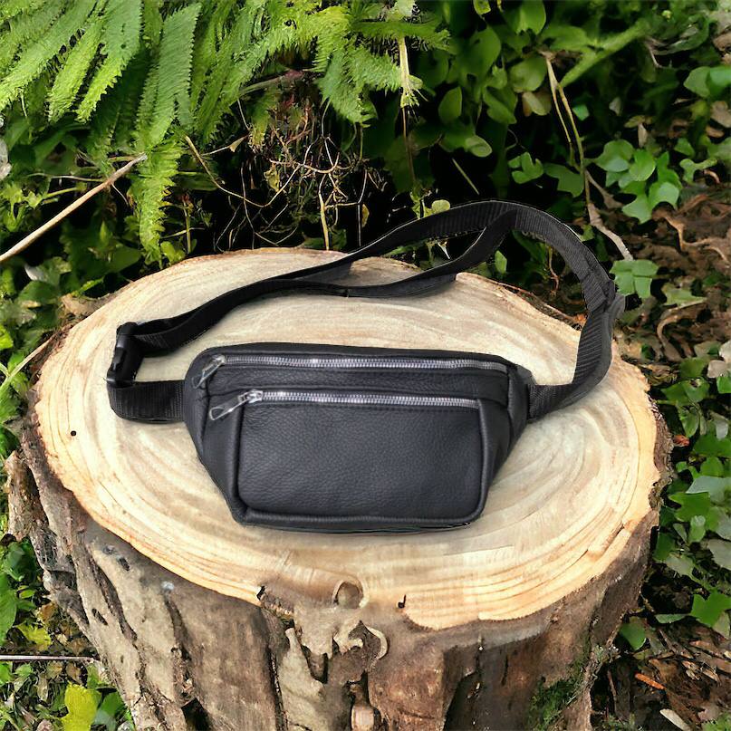 Бананка из натуральной кожи, сумка мужская-женская барсетка черная c серебряным замком