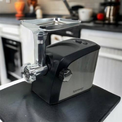 Электрическая мясорубка Rainberg RB-673 с соковыжималкой и шинковкой 9 насадок 3000W с реверсом