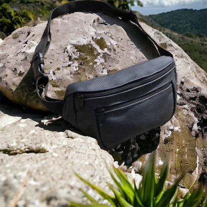 Кожаная качественная бананка мужская - женская сумка, черная сумка из кожи