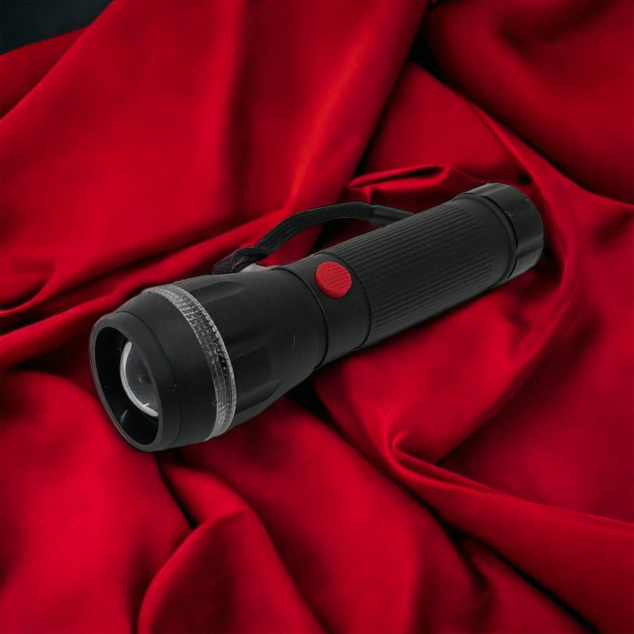 Ручний ліхтарик на батарейках (3хААА) з функцією зуму, кишеньковий міні ліхтар лід ліхтар переносний гарний