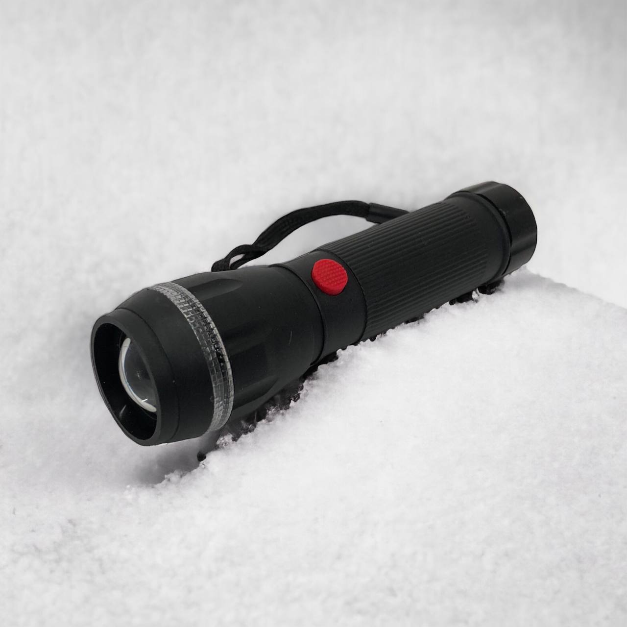 Ручний ліхтарик на батарейках (3хААА) з функцією зуму, кишеньковий міні ліхтар лід ліхтар переносний гарний