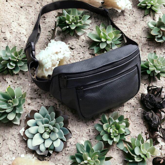 Кожаная качественная бананка мужская - женская сумка, черная сумка из кожи