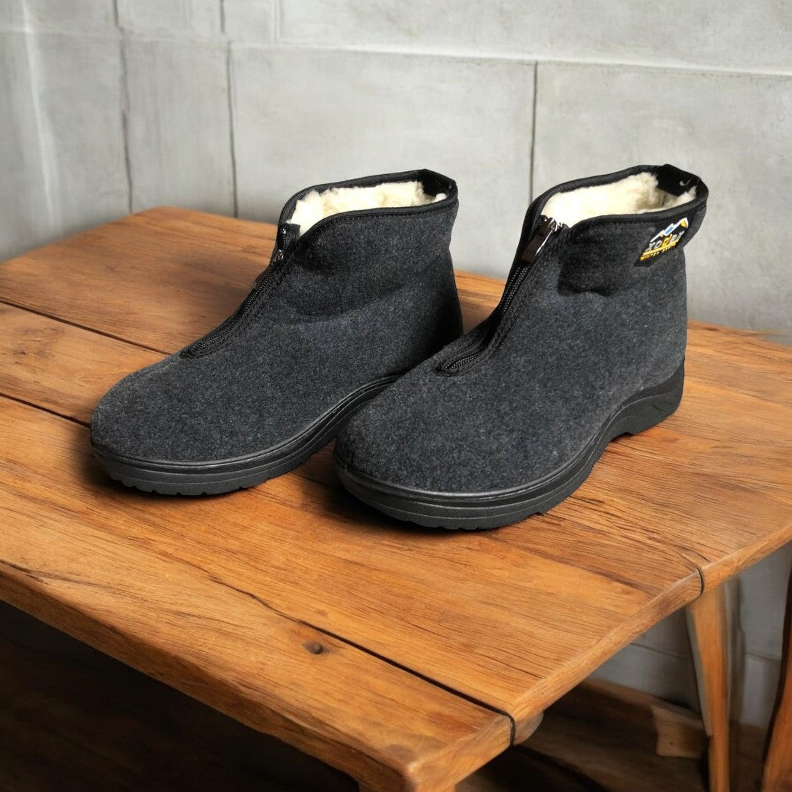 Черевики чоловічі утеплені на застібці 41 розмір, повстяні бурки, домашні чоловічі валянки. Колір: сірий
