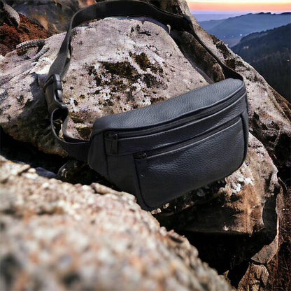 Кожаная качественная бананка мужская - женская сумка, черная сумка из кожи