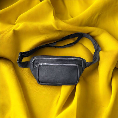 Бананка из натуральной кожи, сумка мужская-женская барсетка черная c серебряным замком